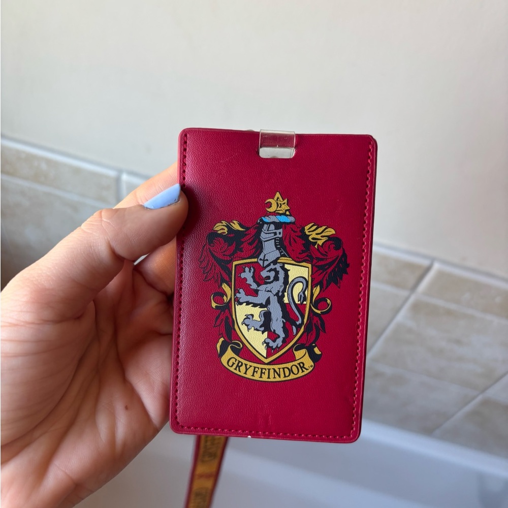 Gryffindor id holder/ lanyard from Universal